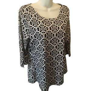 Lulu~B UPF 50 Black White Resort Wear Top Sz. S Round Neck 3/4 Notched Sleeve